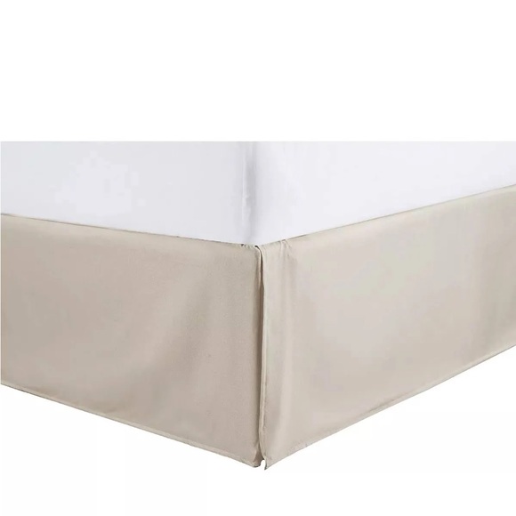 Hallmart Collectibles 13-Pc Paris Celeste Reversible Comforter Set New-Open Box - Picture 4 of 12